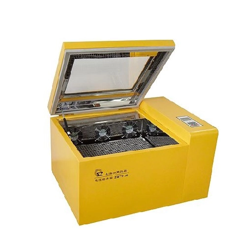 Cell Culture: CO2 Shaking Incubator